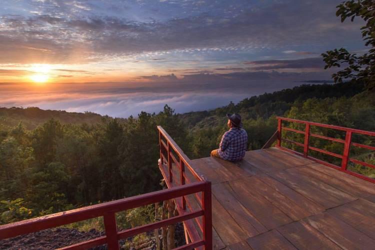 Paket Wisata 16